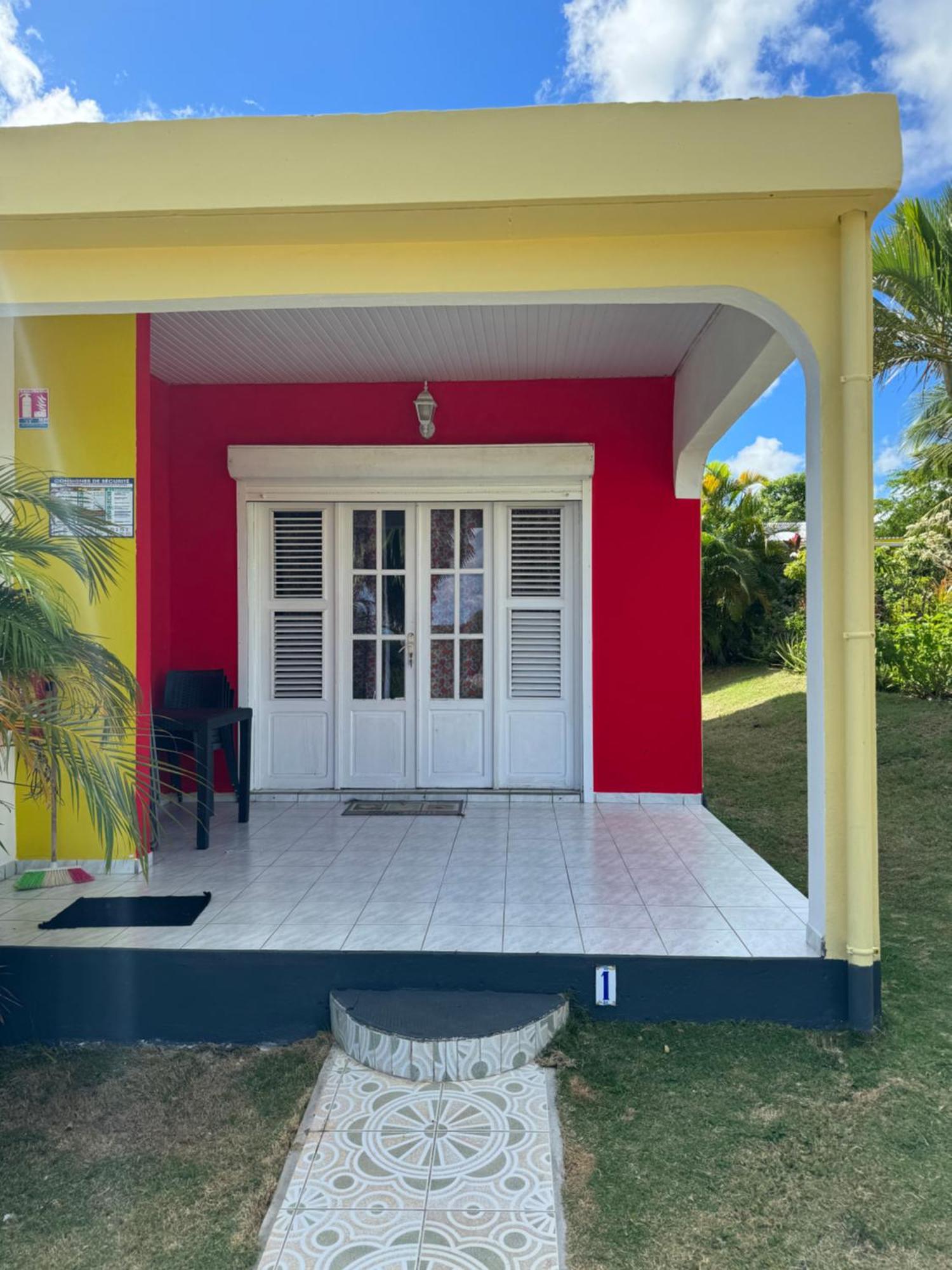 Gite Allee Des Cocotiers Saint-Francois  Exterior photo